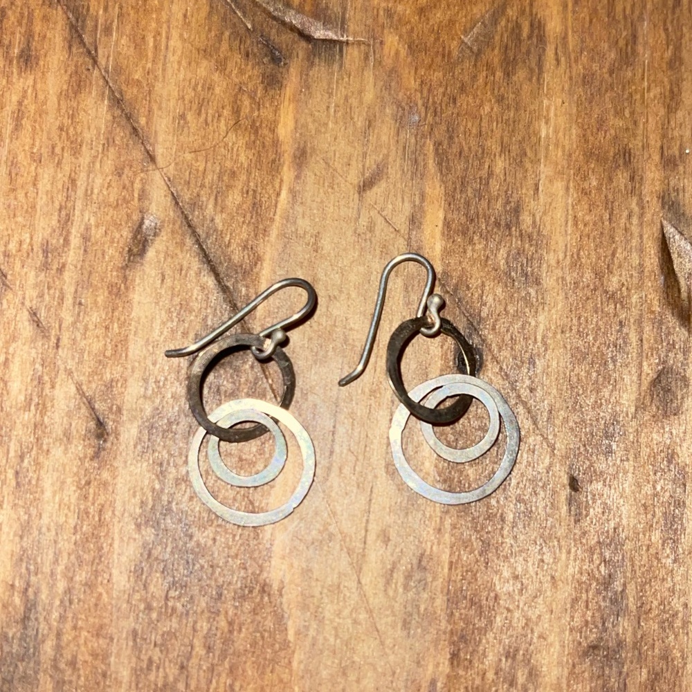Circle earrings